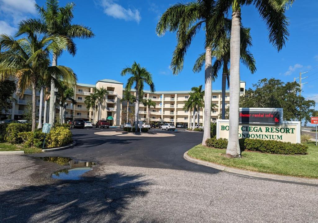 St. Petersburg Resort | Boca Ciega Resort