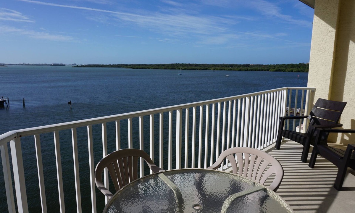 Boca Ciega Resort | Madeira Beach