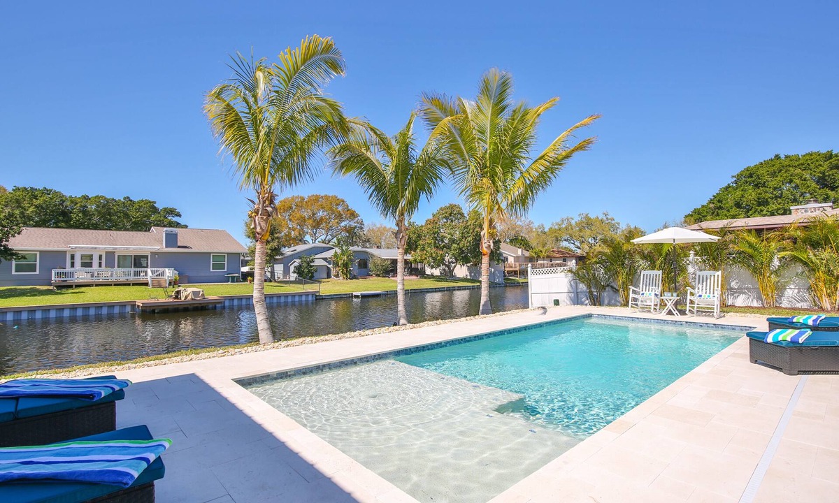 Palma Sola House | Boho Beach House - Private Heated Pool, Newly Renovated, 10 Mins to AMI