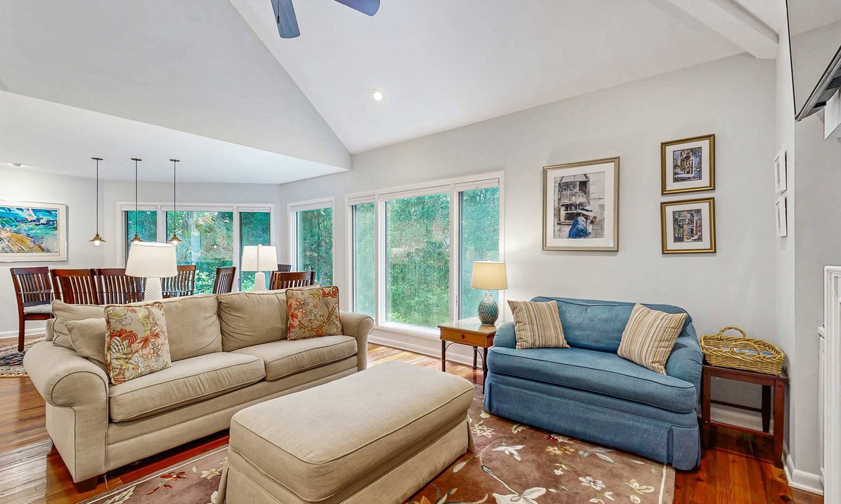 Spinnaker Beachhouses House | Bold villa with grill, outdoor shower & deck - by beach and Camp St. Christopher