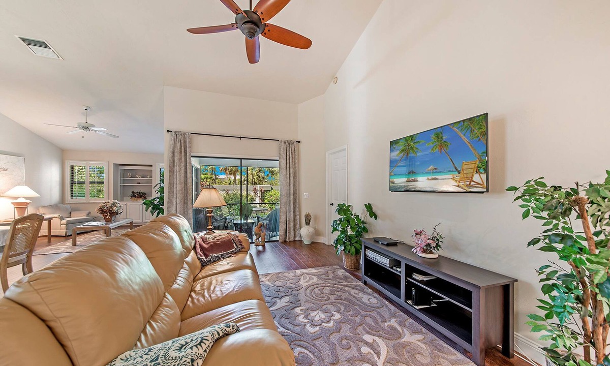 Burning Tree House | Bonita Bay 2500+ Square Feet!