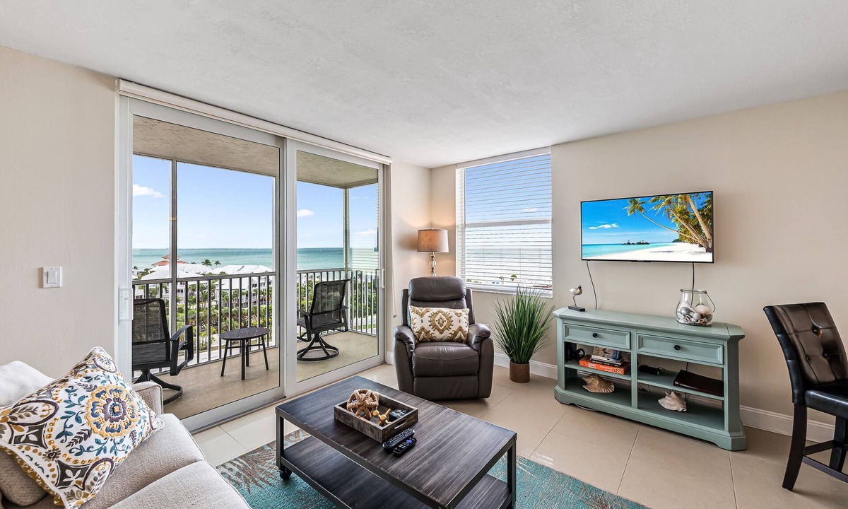 Bonita Springs Apartment | Bonita Beach & Tennis 3907 - Gulf Views!