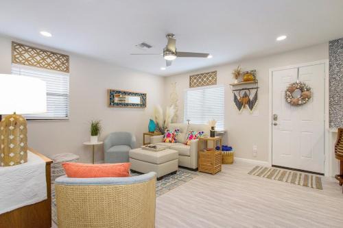 Bonita Shores House | Bonita Bungalow Bike to Beach