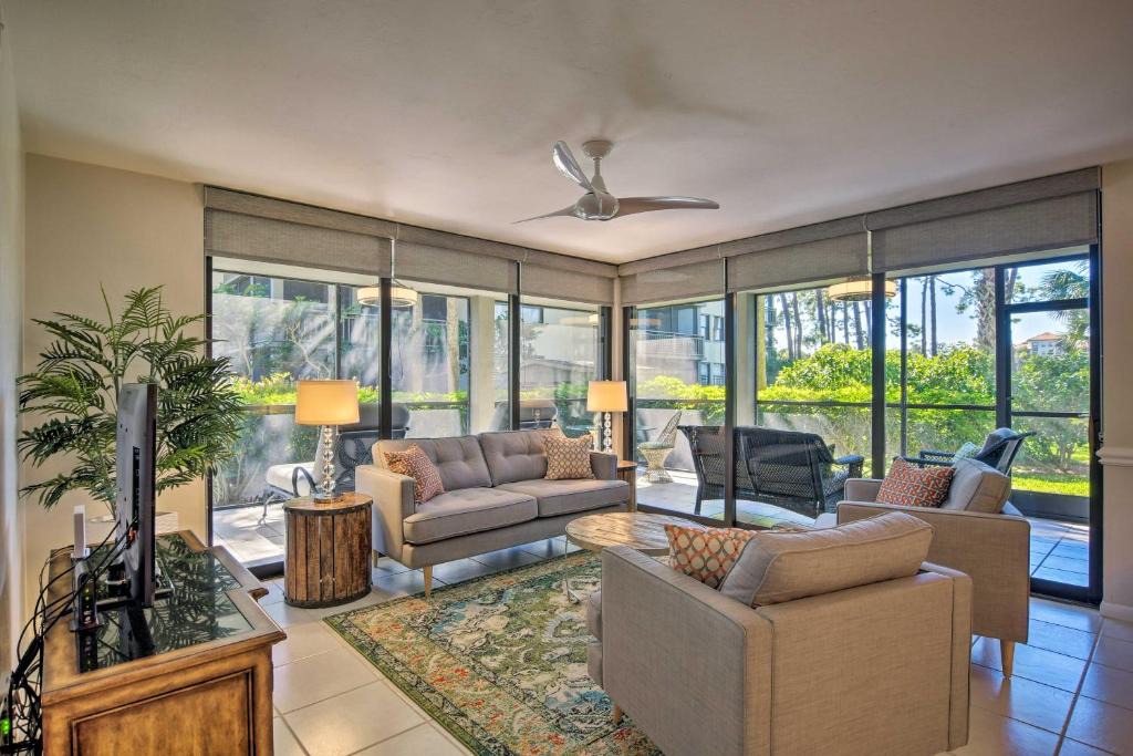 Bonita Bay Apartment | Bonita Springs Condo 4 Mi to Beach Private Patio!