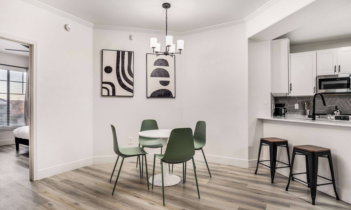 Glendale Sports and Entertainment District Apartment | Boulevard Stays - Glendale Stadium