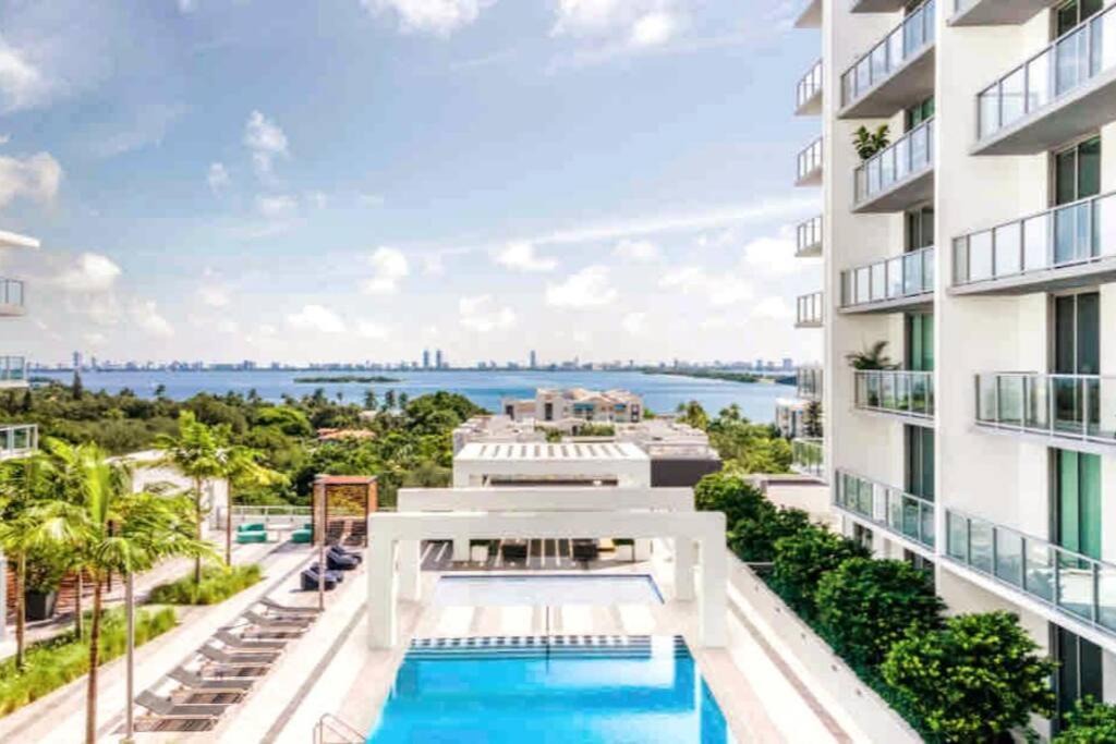 Northeast Miami Apartment | BRAND NEW TOP FLOOR IN THE HEART OF MIAMI