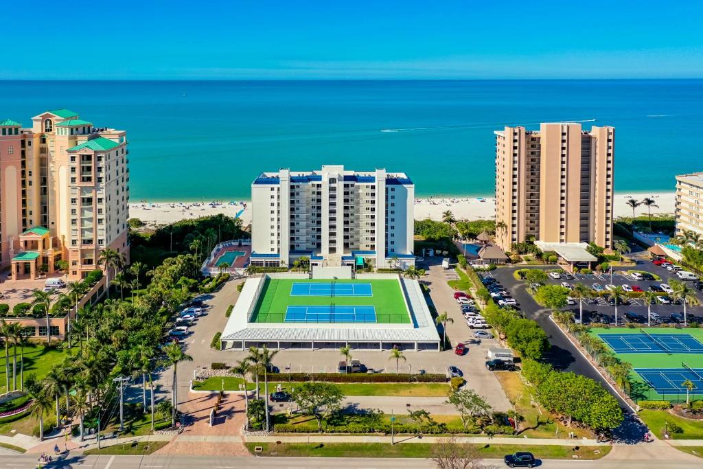 Marco Island Apartment | Breathtaking Sunsets @ This Beachfront Beauty, On-Site Restaurant/Tiki Bar
