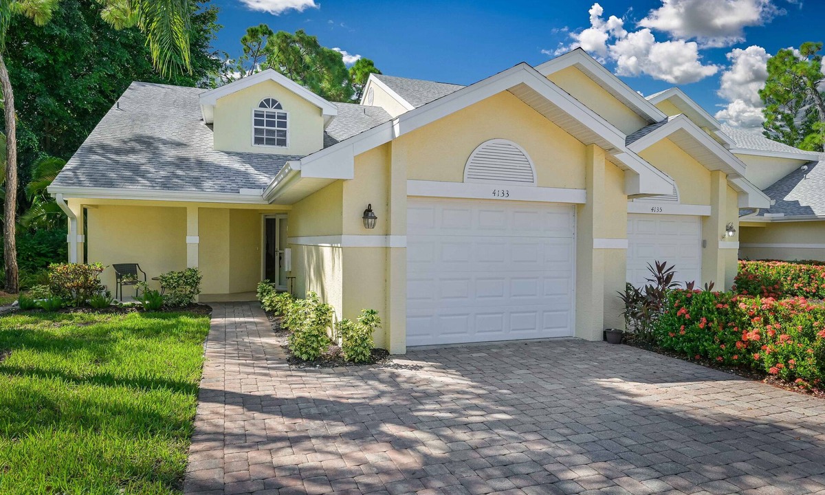 Estero Villa | Breckenridge - New remodeled Villa with Golf!