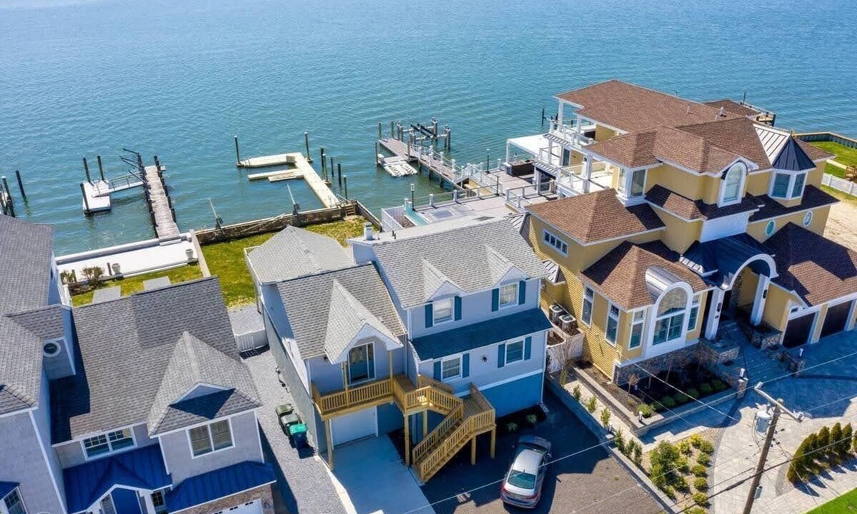 Brigantine House | Brigantine Bay Front Single Family Home