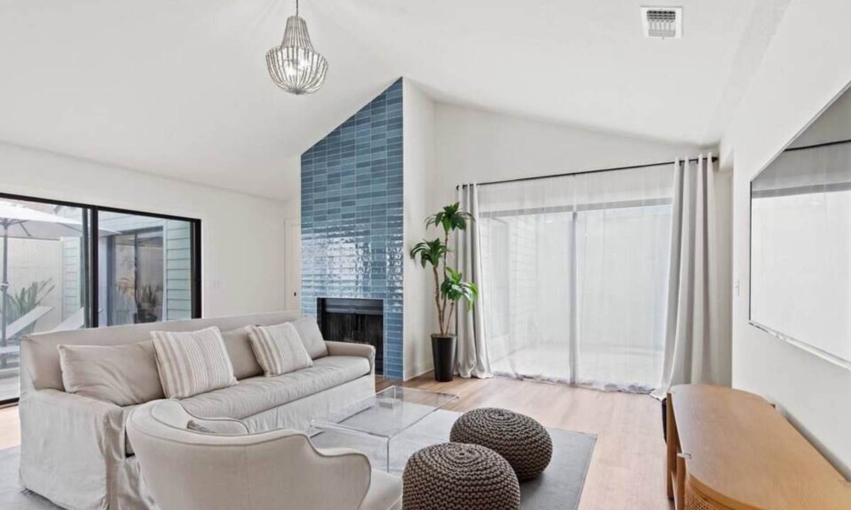 Sawgrass House | Bright Modern Luxury - Private Pool - Pet Friendly
