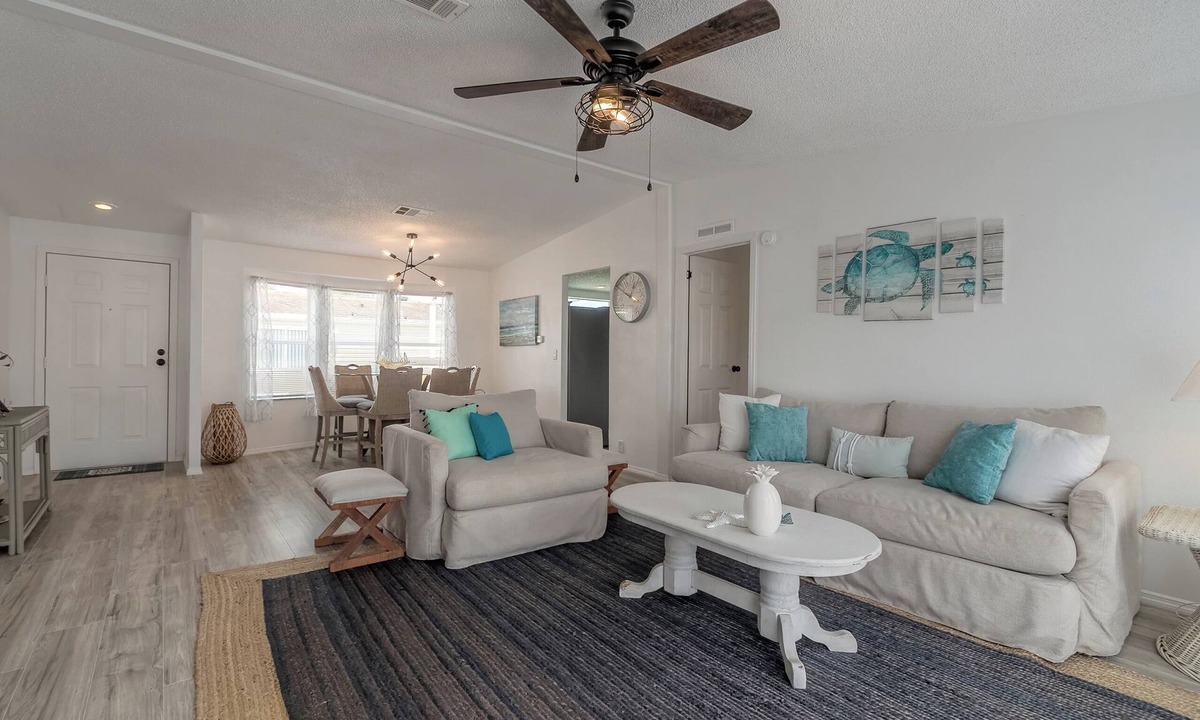 Edgewater House | Bright & Spacious Home with ICW access, two community pools and a boat launch.