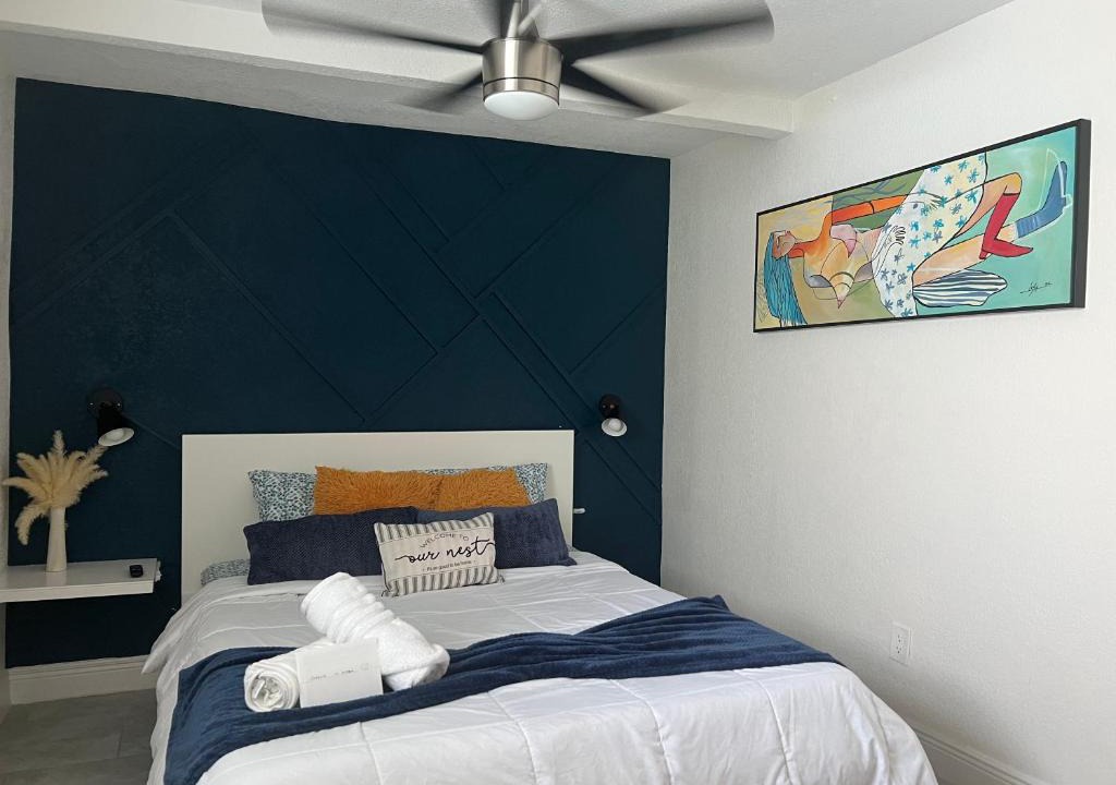 Sulphur Springs Apartment | Busch Gardens Bliss Suite -1