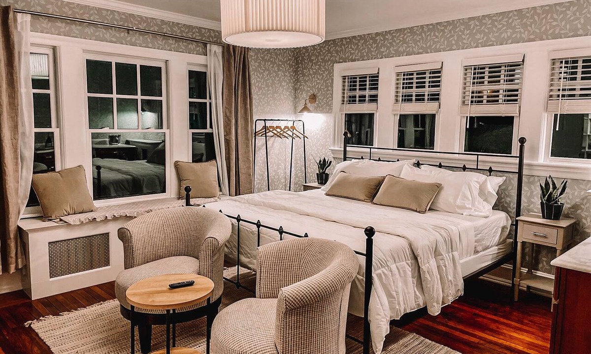 Cape May Hotel | Buttonwood Boutique Hotel Suite #1, Beach & Town
