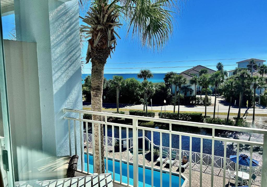 Gulf Place Apartment | Cabana's @ Gulf Place #308