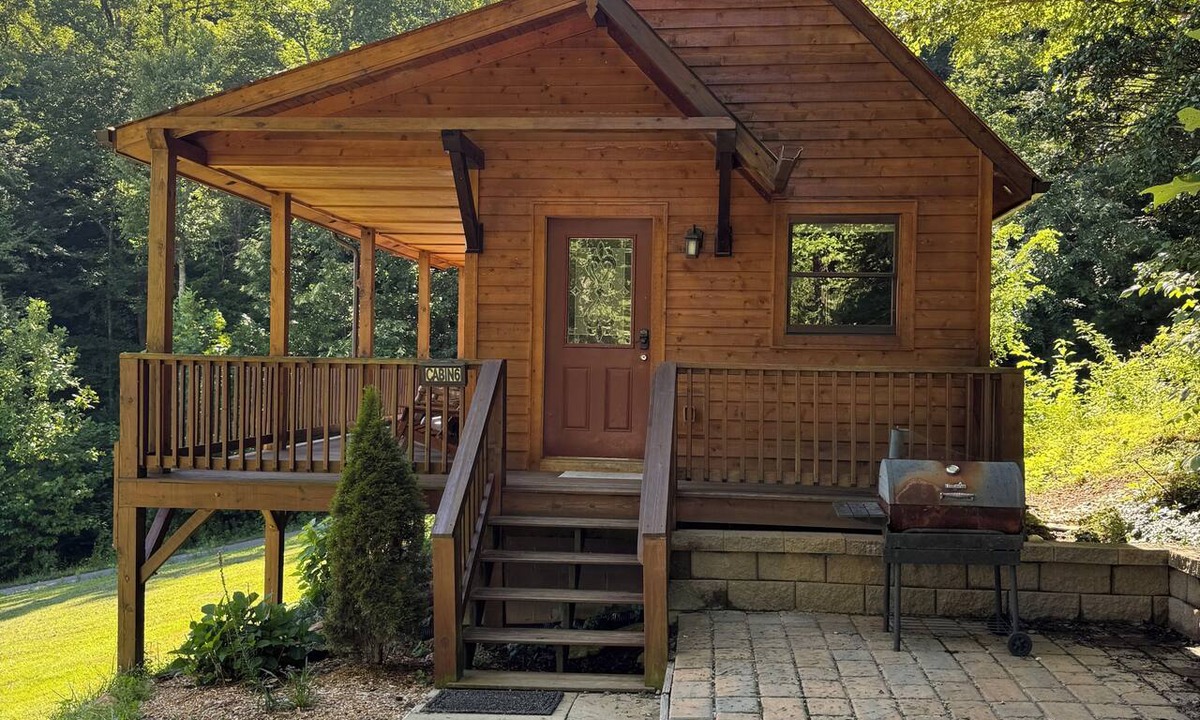 Purlear Cabin | Cabin #6 The Sky Retreat - Off the Blue Ridge Parkway
