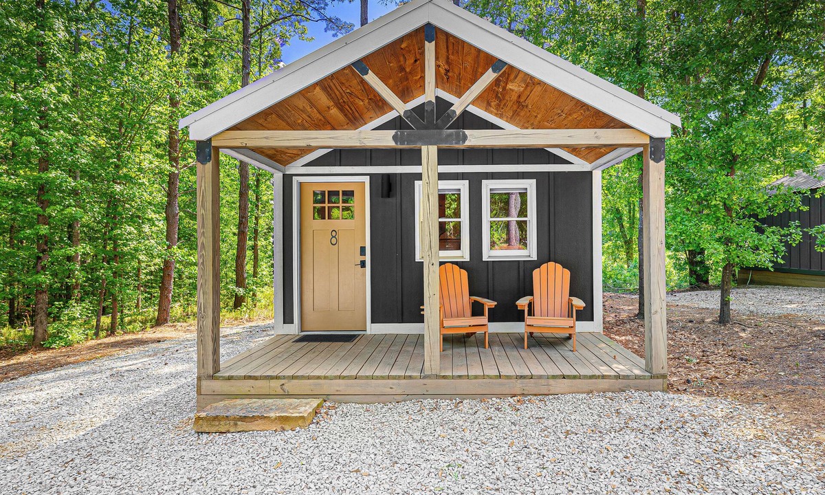 Hartwell RV Rental | Cabin #8: Studio style layout with kitchenette and a large gravel parking pad beside the cabin for easy boat or trailer storage.