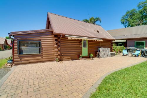 Okeechobee House | Cabin w/Boat Launch & Pool Access in Okeechobee