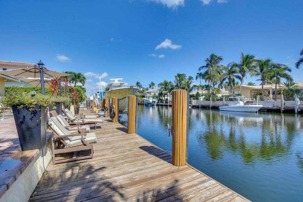 Lighthouse Point House | Canal Access and Pool Lighthouse Point Getaway!