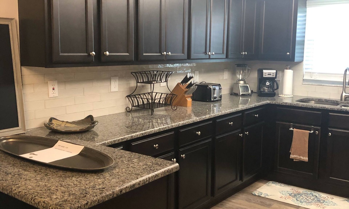 Caloosahatchee House | Canal front, gulf access, bring your boat! Catch dinner from the dock!