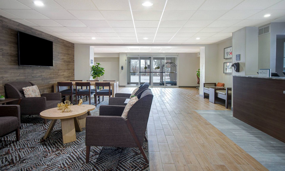 Columbia Hotel | Candlewood Suites, Columbia/Ft. Jackson by IHG