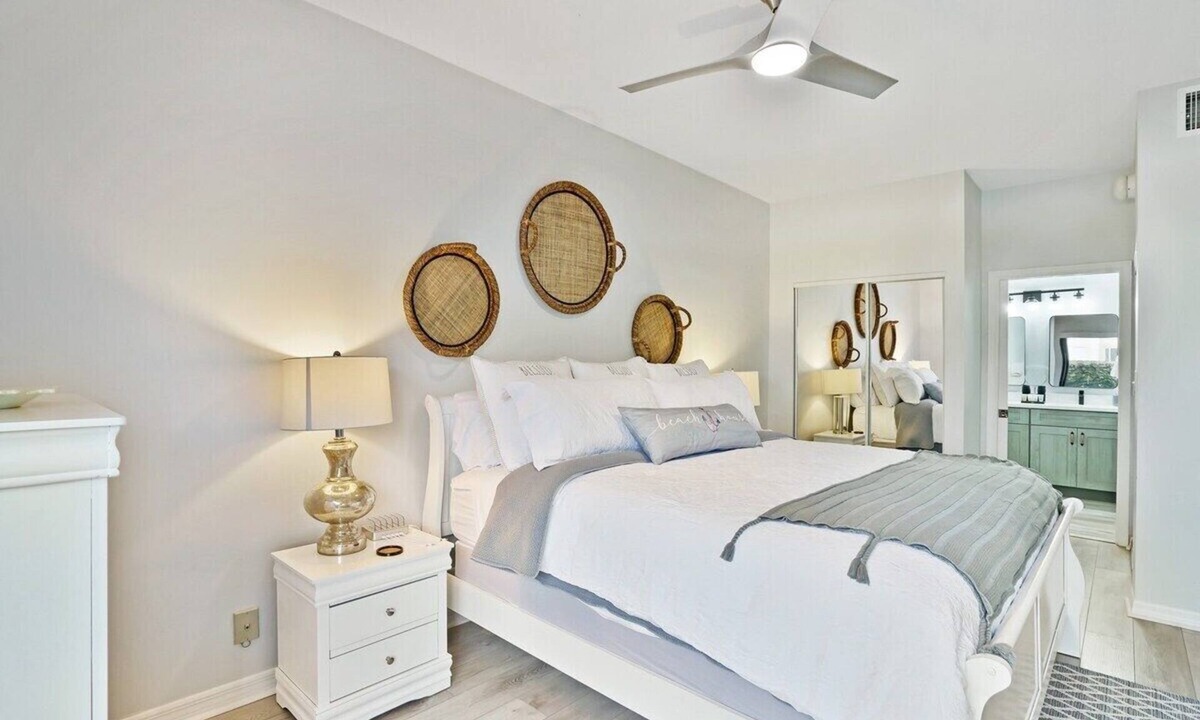 Bella Vista Condo | Carlin Park Villa,Pool,Pets OK-Walk to the Beach!