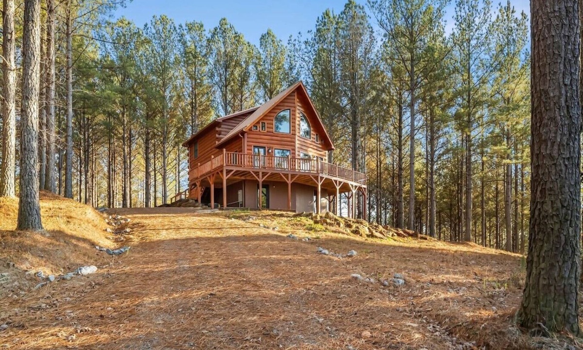 Union Mills Cabin | Carolina Chalet:Lake Lure, TIEC, Asheville Nearby!