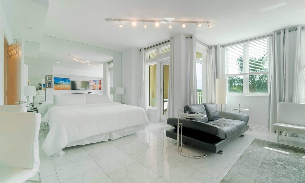 Boynton Beach Condo | Casa Costa Spring & Summer Fun 10% off