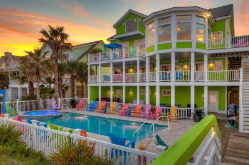 Isle of Palms House | Casa Margarita Oceanfront, 10BD, Private Pool and hot tub, Elevator
