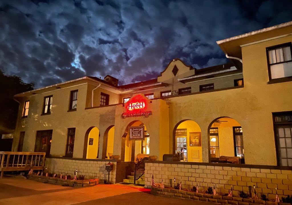 Cassadaga Hotel | Cassadaga Hotel and Spiritual Center