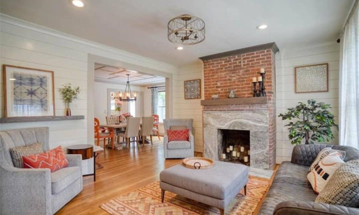 Piedmont Heights House | Central Beltline Beauty. Designer home w/Lockoff inlaw.