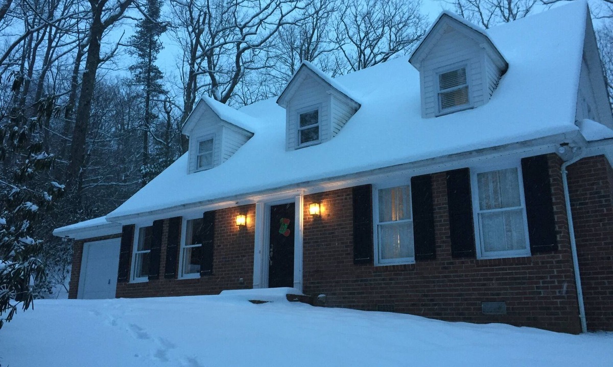 Boone House | Central to Blowing Rock, App State, Tweetsie, Downtown Boone and Ski Mountains!
