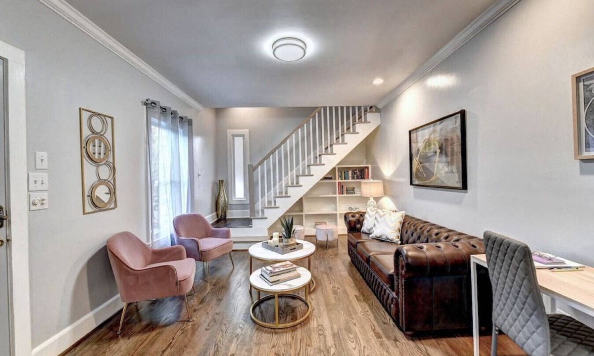 Home Park House | Centrally Located Lux Home - Sleeps 14