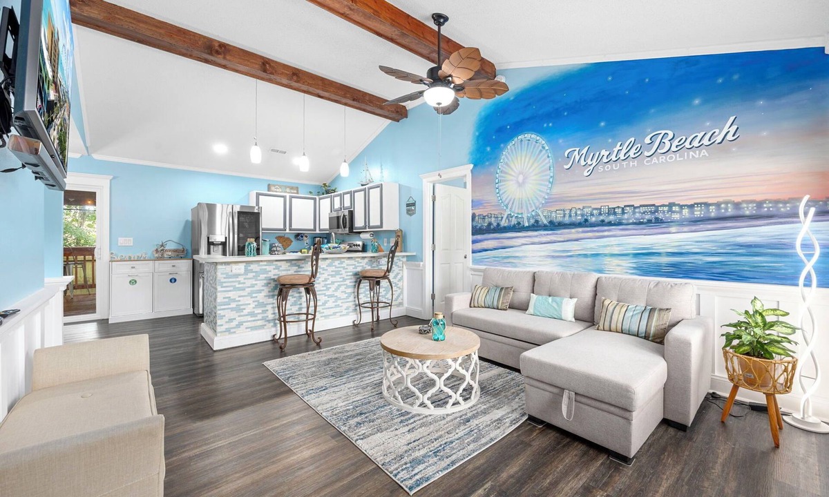 Myrtle Beach House | Centrally Located Beach Bungalow