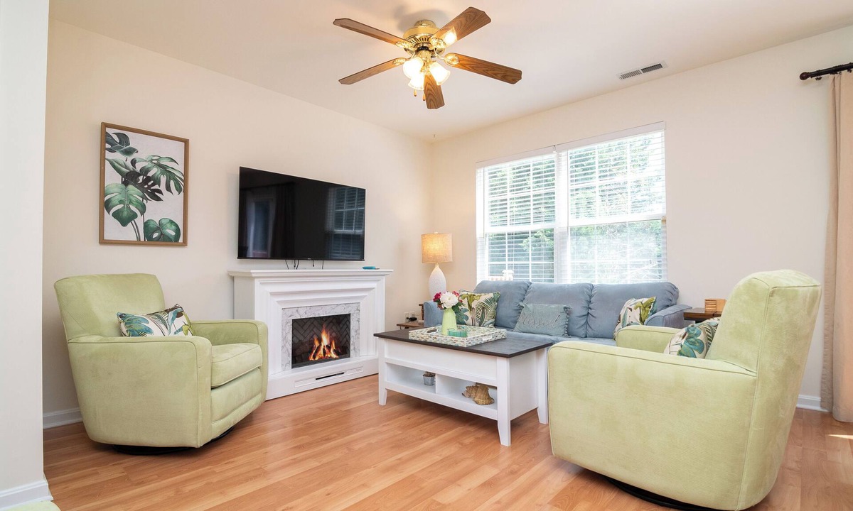 Sussex County House | Centrally Located with Deck, 4 TVs, Games, 2 Desks, 1st Flr Bedroom & Fireplace