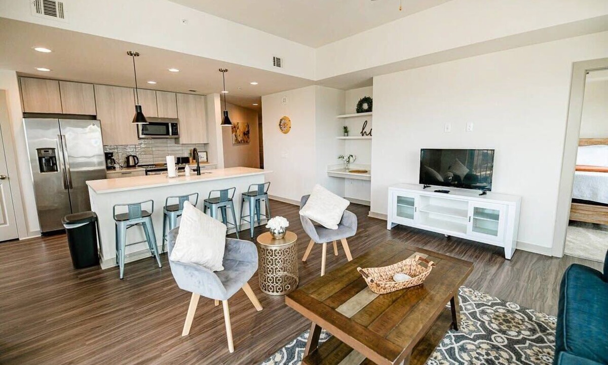 Third Ward Apartment | Charlotte Uptown Fully Furnished Apartments