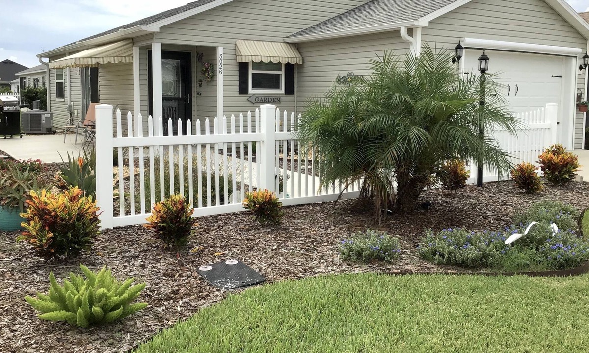 Wildwood Villa | CHARMING 1 Bdrm 1 Bath Dog Friendly Patio Villa with GAS GOLF CART & BBQ!!