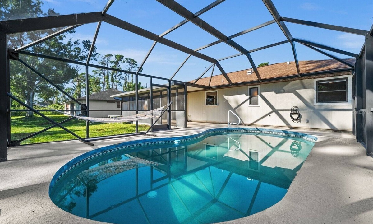 Port Charlotte House | Charming 2BR House + Private Pool
