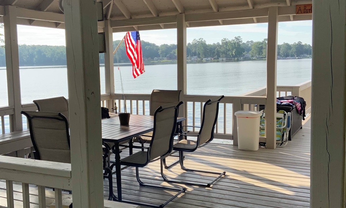 Prosperity House | Charming 3 Bedroom Home with Dock on Lake Murray in Prosperity