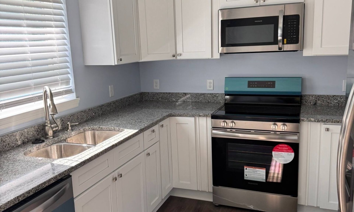 Shell Point House | Charming 3-bedroom new building along Parris Island gateway in Beaufort.