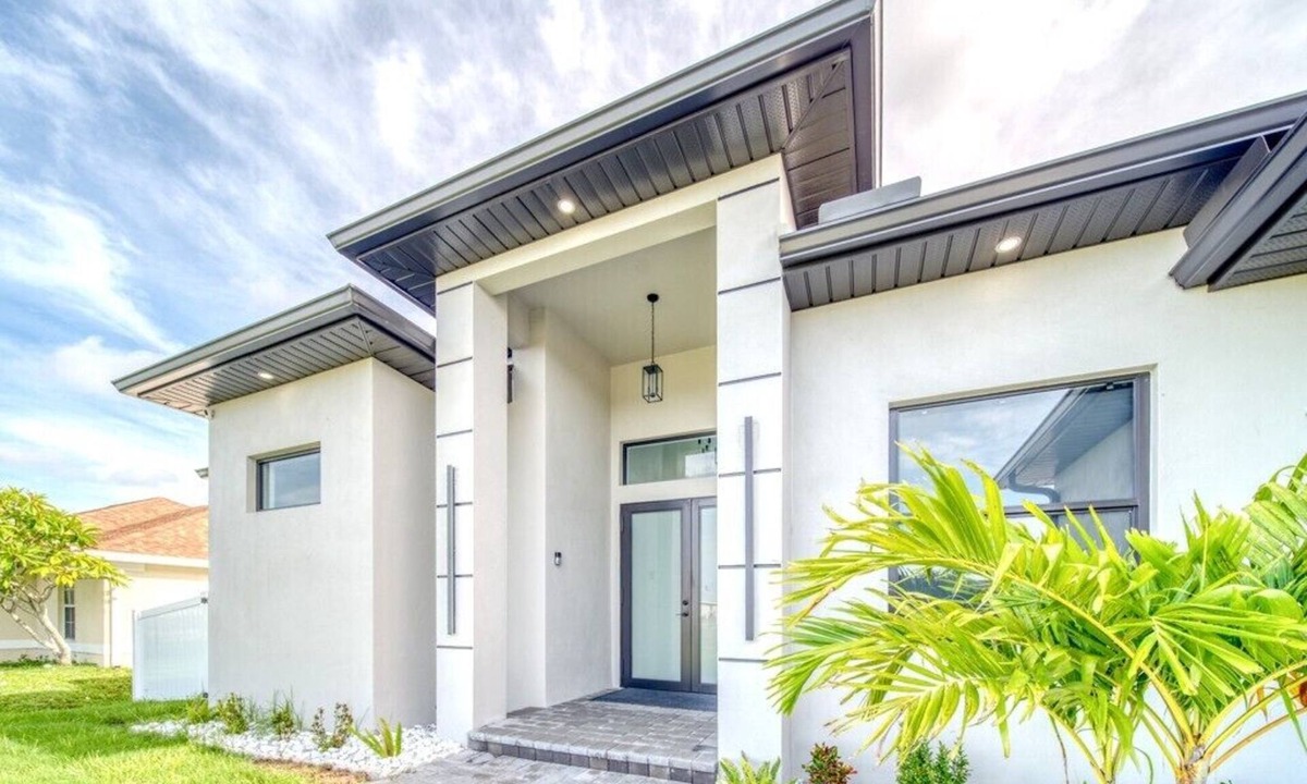 Mariner House | Charming 4-bedroom house with Heated Pool