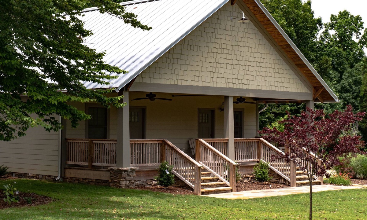 Springville House | Charming Bungalow North + Fishing & Trails