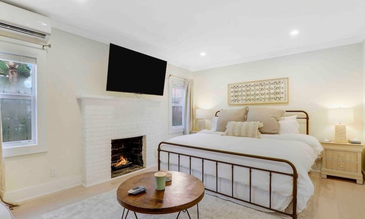 West Palm Beach Apartment | Charming Cottage on Croton #1