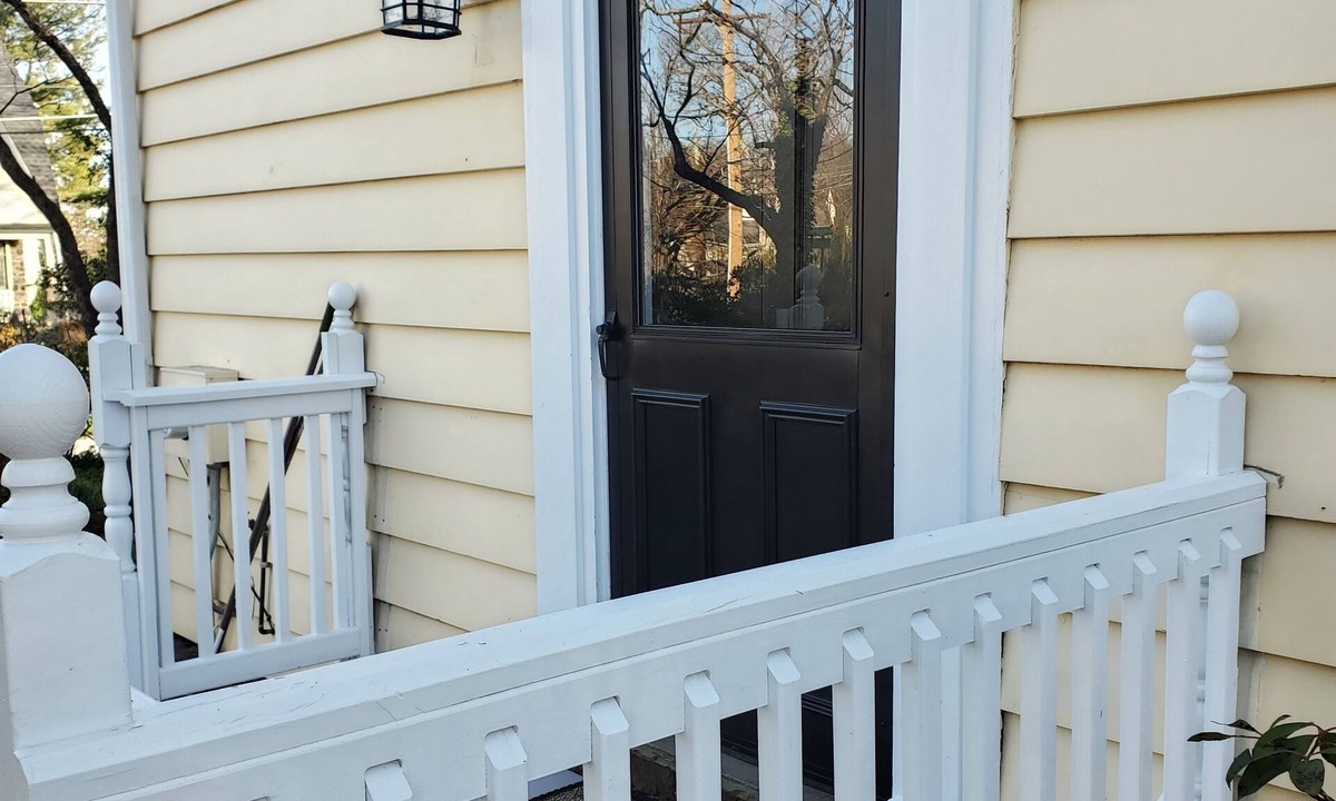 Haverford House | Charming Daisy Cottage, a 2-bedroom house in historic Haverford, PA.