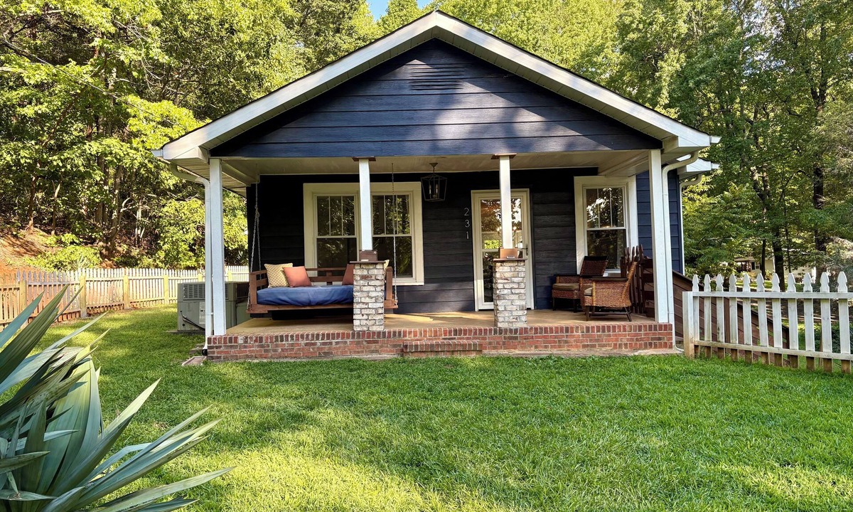 Greenville House | Charming pet-friendly Greenville house with mountain setting and fenced yard