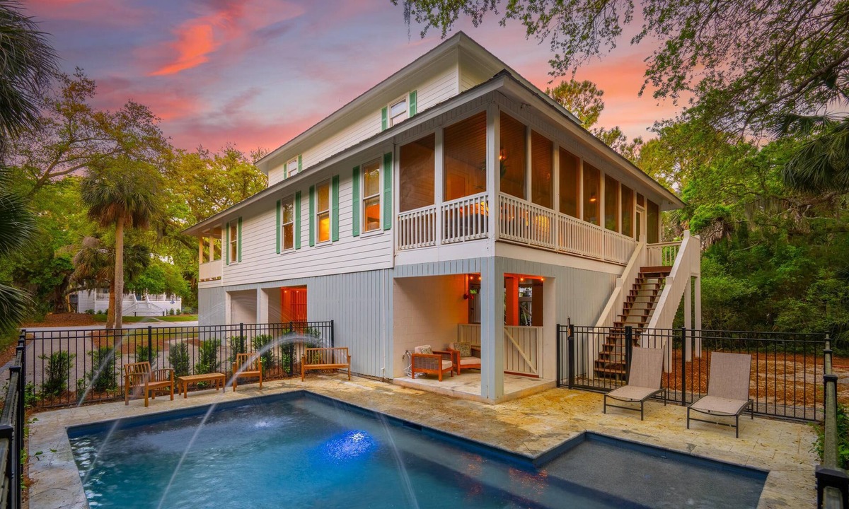 Edisto Island House | Chasing Waves | Heated Pool | 3 Min Beach