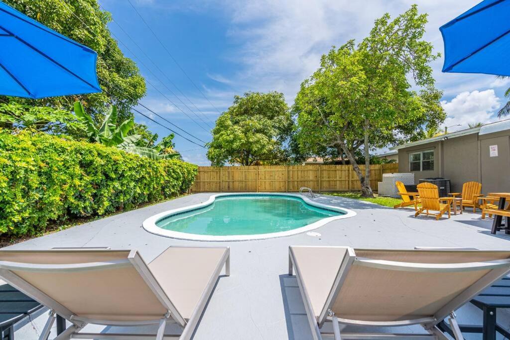 Pompano Beach House | Cheerful 4 BRs house with Pool, 10 mins to Ocean