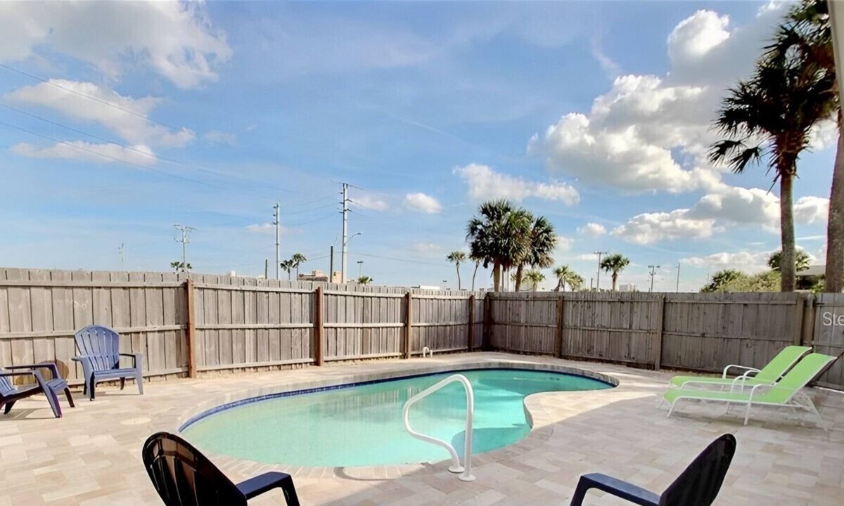 Ortona Park House | Chic 4BR Vibrant House for Families! Free Parking