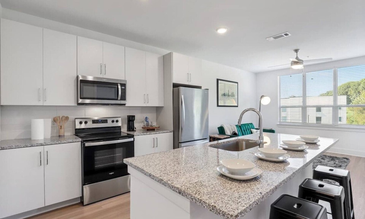 Chosewood Park Apartment | Chic Grant Park 1 BR Apt, Min to ATL Airport