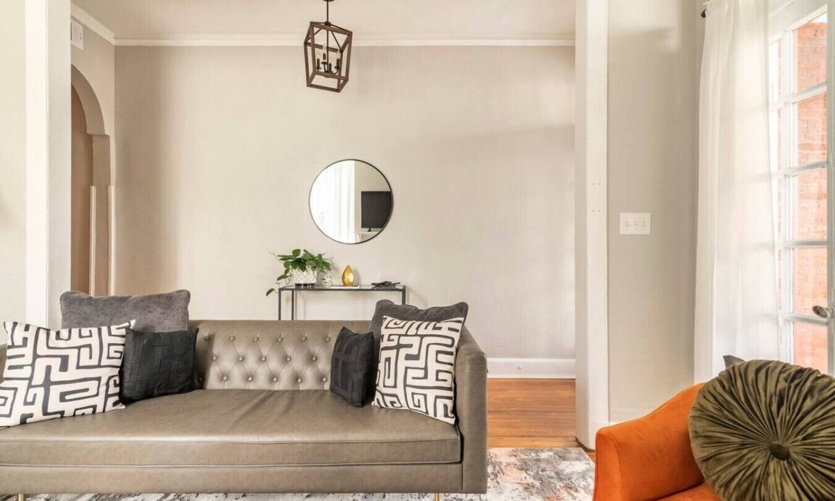 Danville Apartment | Chic Haven: 2b/1bath in the Heart of Danville