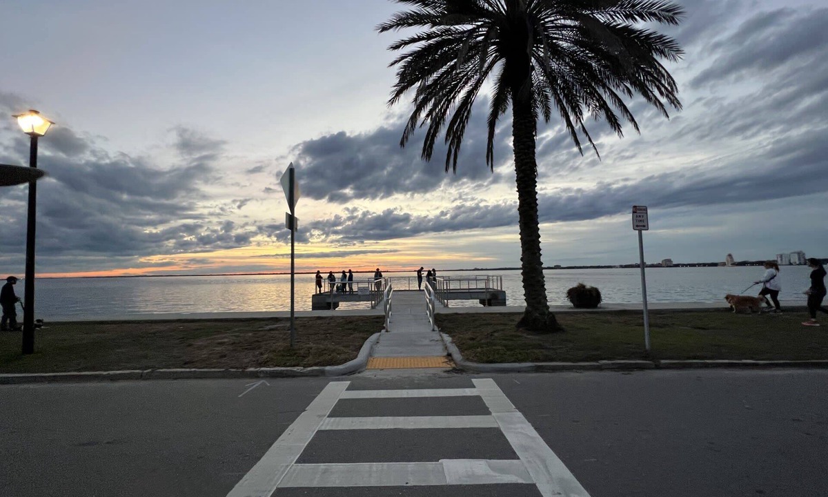 Southbank Apartment | Chic Riverfront Apartment in Downtown San Marco